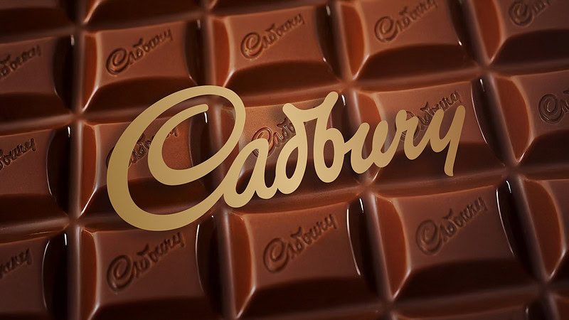 Cadbury: Τέλος στη βασιλική έγκριση μετά από 170 χρόνια