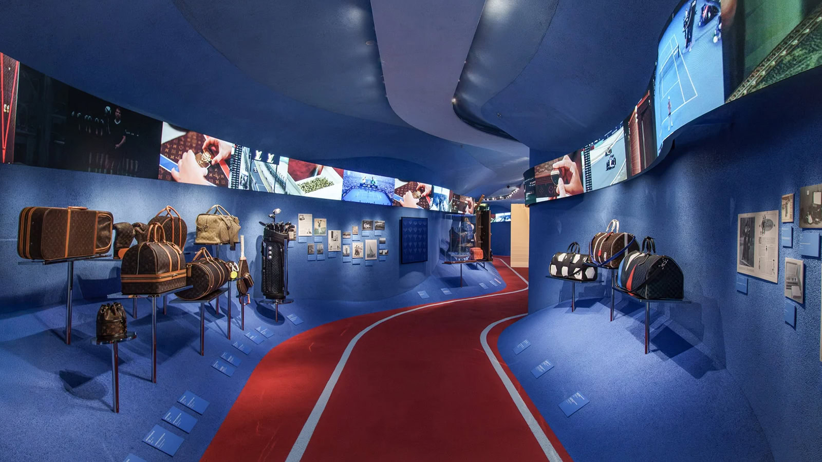 Κατάστημα-ναυαρχίδα της Louis Vuitton σε σχήμα καραβιού στη Σαγκάη