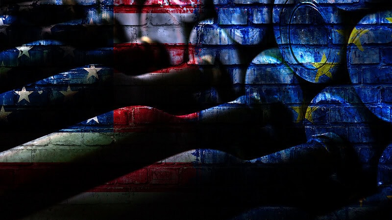 Η ΕΕ πιέζει για μείωση δασμών σε ευρωπαϊκά κρασιά και ποτά